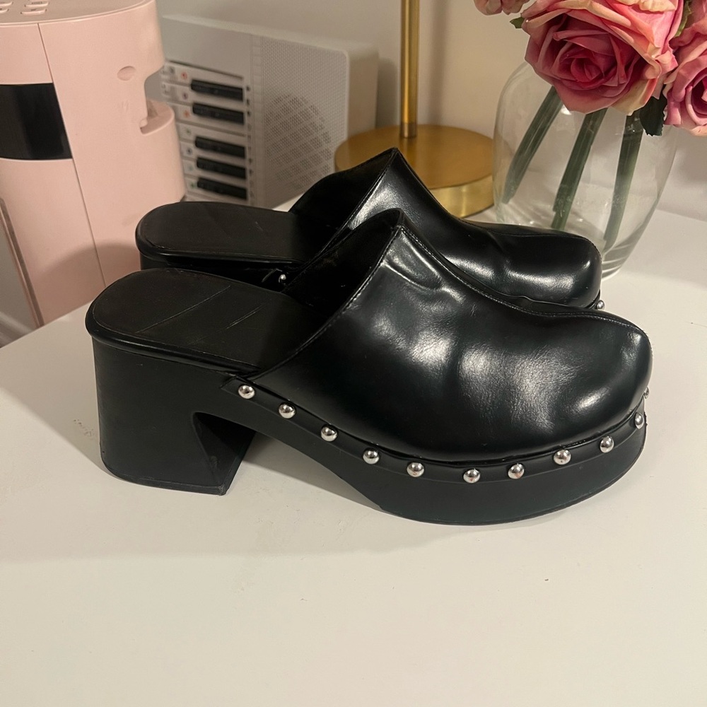 Black Studded Women's Clogs